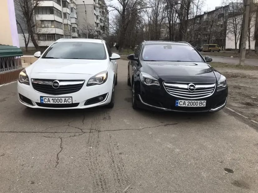 Послуги пасажирські перевезення на автобуси та мікроавтобус