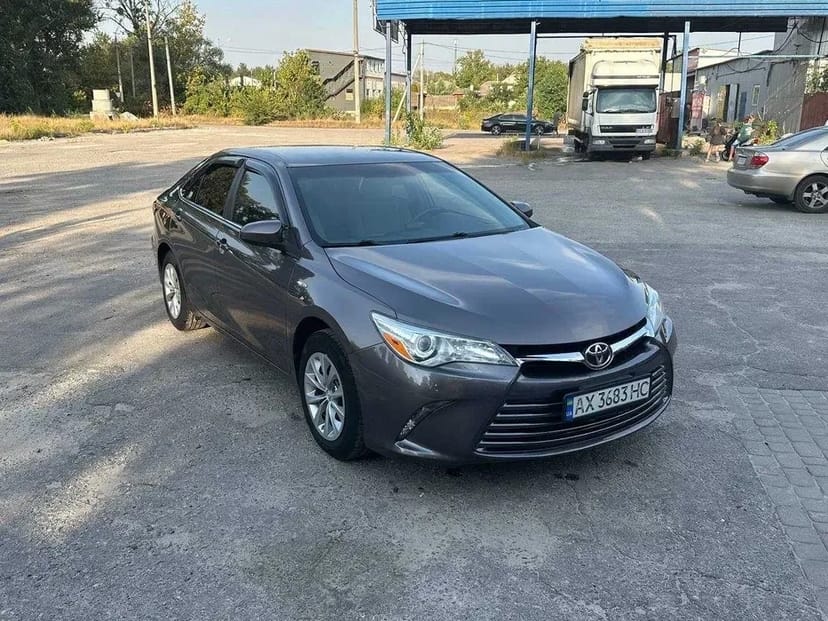Toyota Camry різних моделей