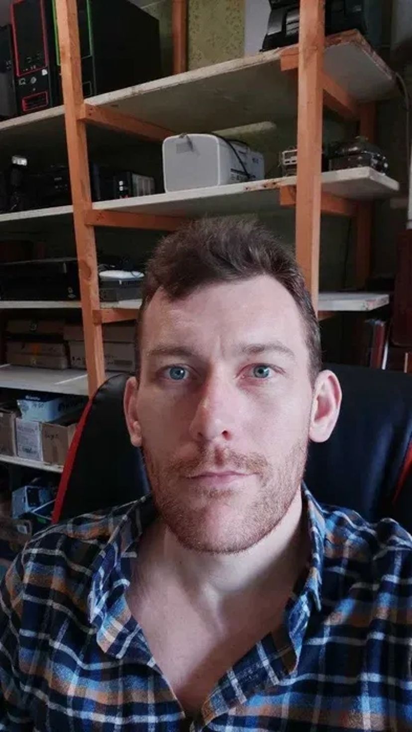 Ремонт та діагности ноутбука Ремонт ноутбуків Реальна людина! Жадова