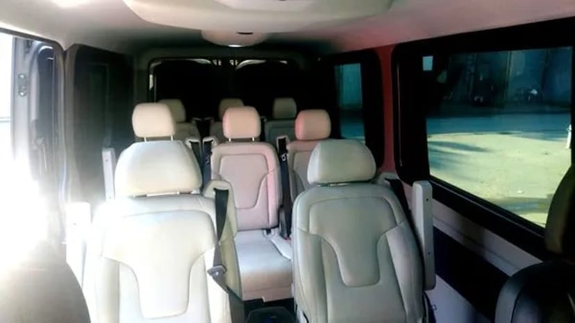 277 Мікроавтобус на весілля Mercedes Sprinter 316 NEW чорний VIP 9 місць
