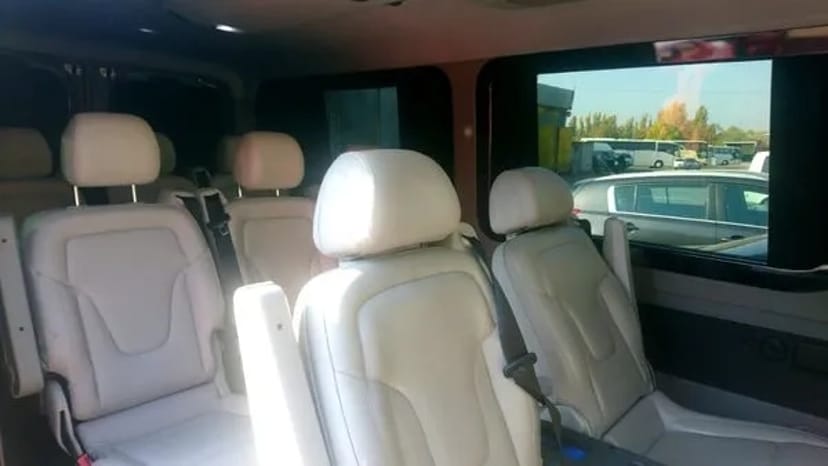 277 Мікроавтобус на весілля Mercedes Sprinter 316 NEW чорний VIP 9 місць