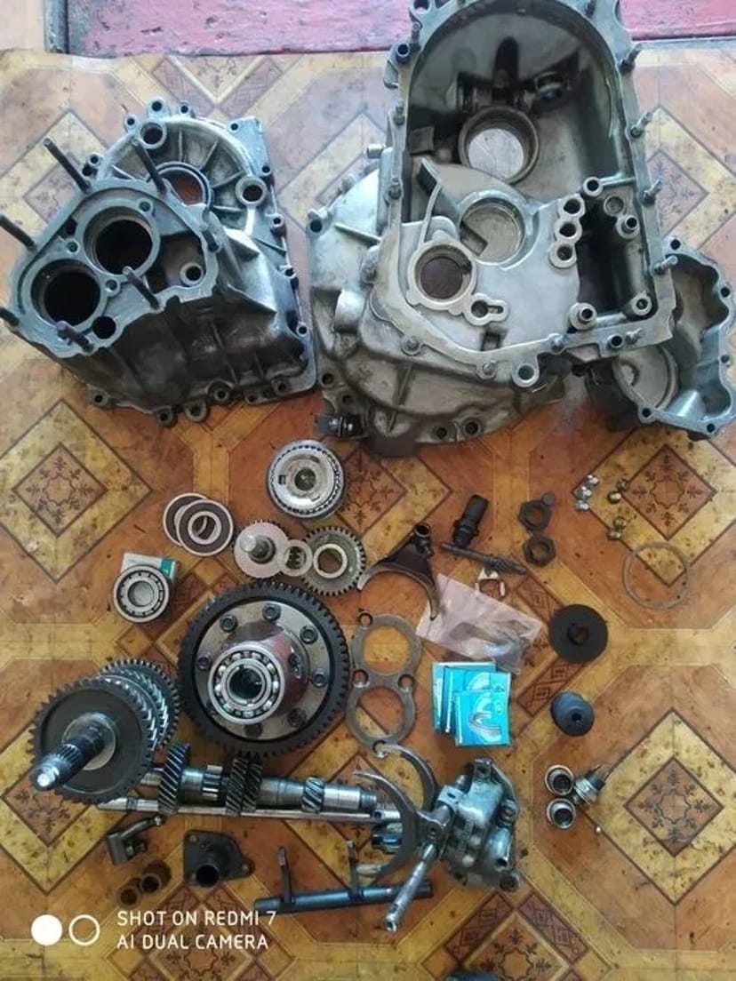 Ремонт МКПП механических коробок передач любой сложности.