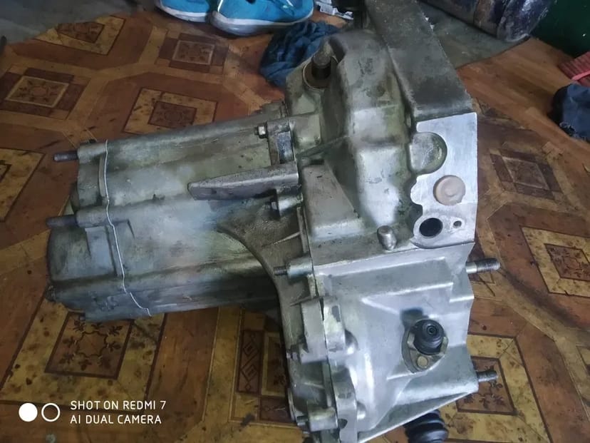 Ремонт МКПП механических коробок передач любой сложности.