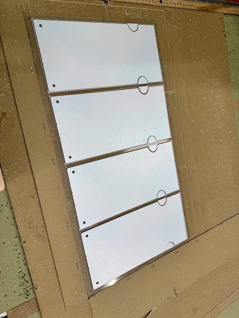 Фрезерна порізка криволінійний розкрий на ЧПУ Київ