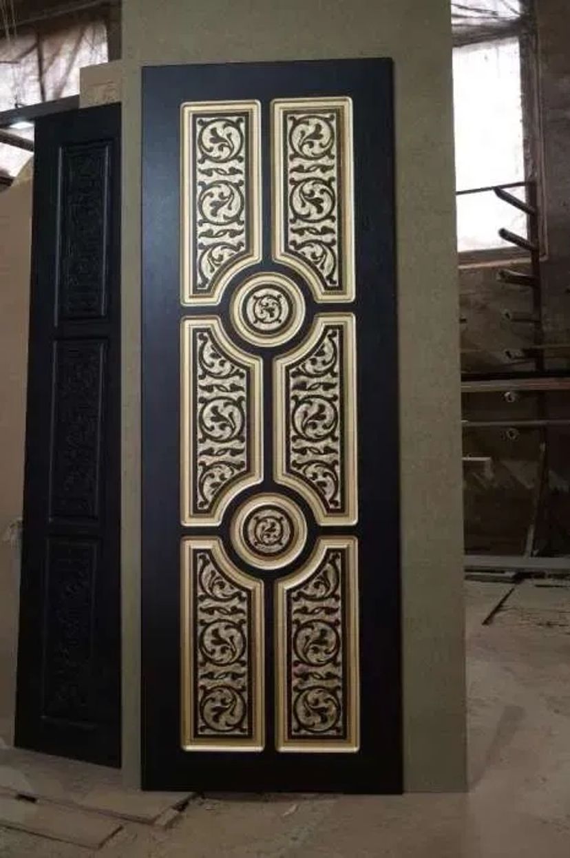 МДФ накладки на двері будь-якого дизайну: виготовлення та встановлення.