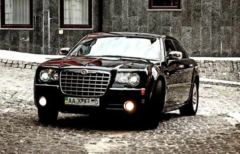 136 Chrysler 300C чорний авто на весілля замовити з водієм