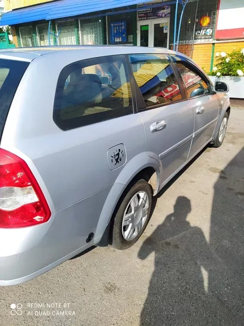 Авто Chevrolet lacetti