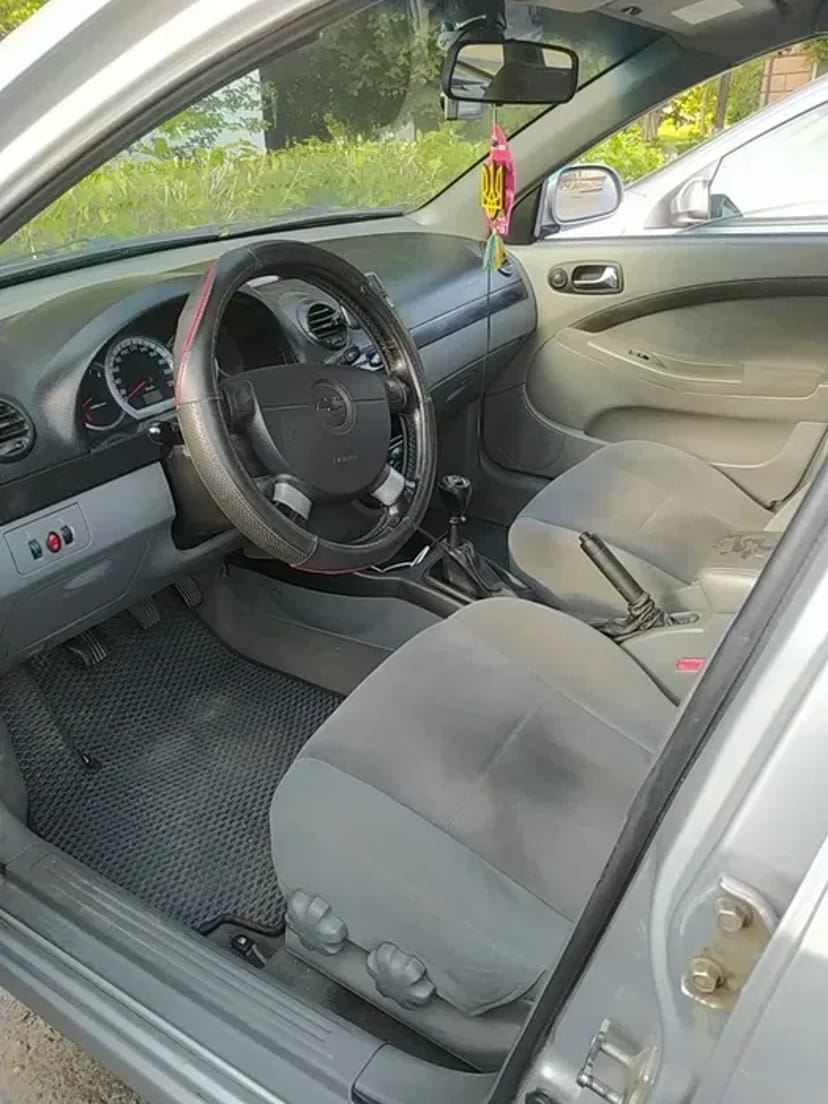 Авто Chevrolet lacetti
