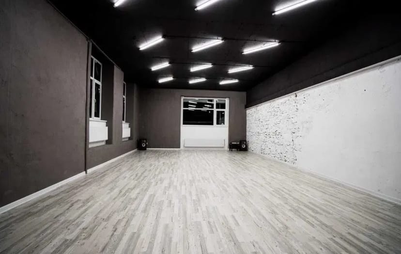 Покраска стен , потолков ( кафе,магазины,офиса и других помещений)рем