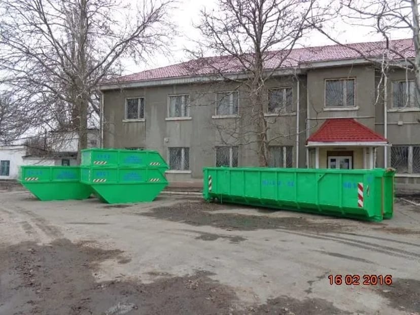 Вывоз строительного мусора съемным контейнером: быстрая подача и честная цена!