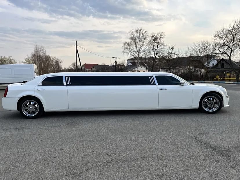 Лімузин Chrysler