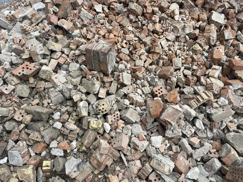 Керпичний бій, будівельне сміття Підсипка грунт суглинок супісь,