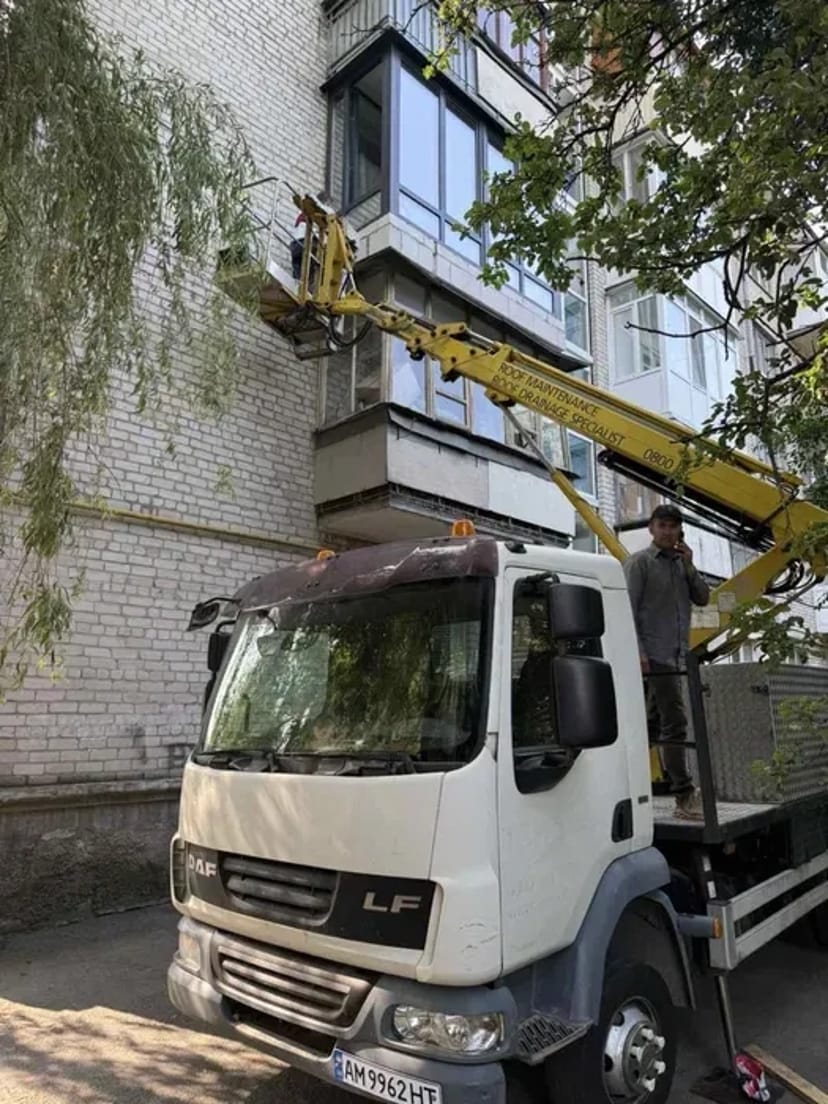 Автовишка погодинно, подобово.