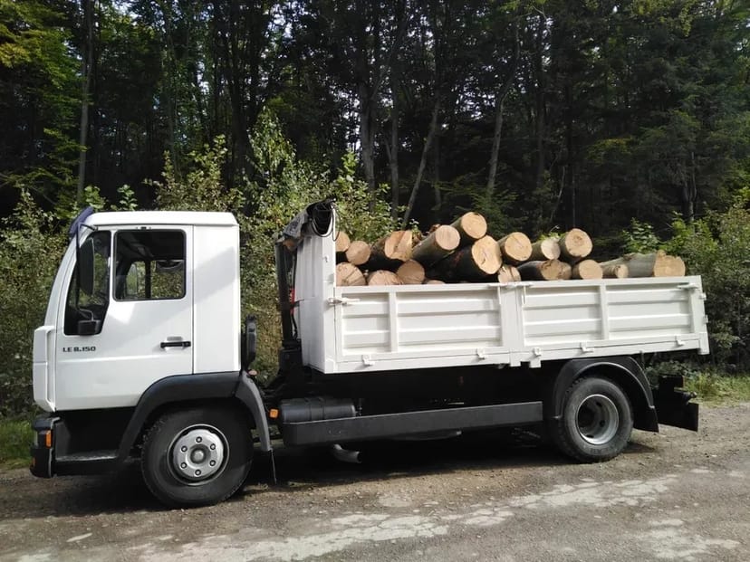 Надання транспортних послуг та послуг маніпулятора. Щебінь відсів пісок.
