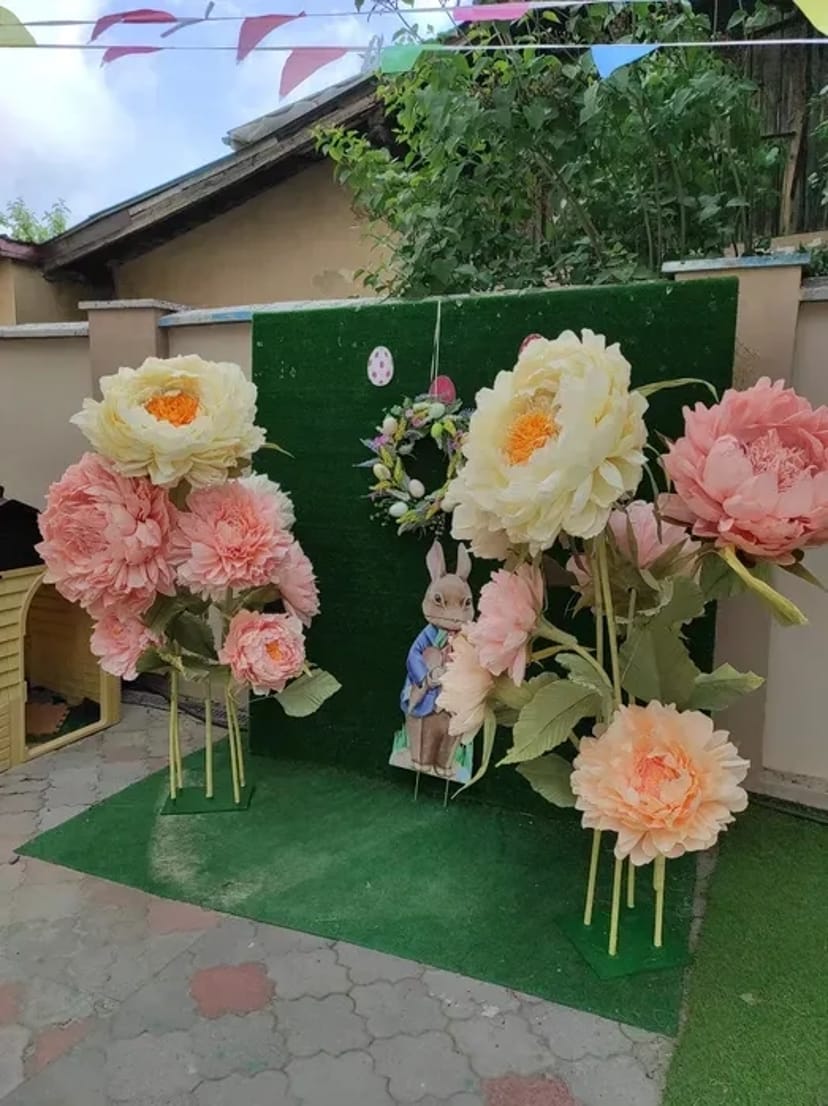 Неймовірні ростові квіти , декор.