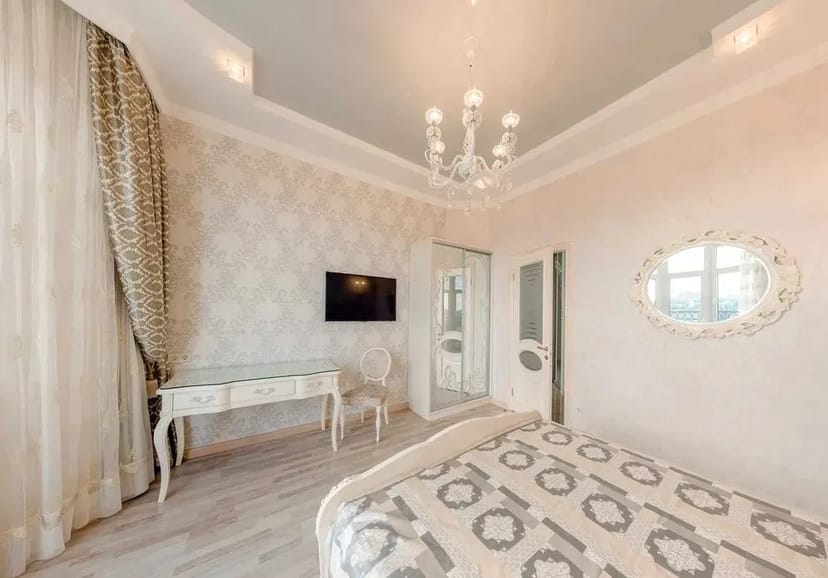 Дизайнерська квартира історичний центр