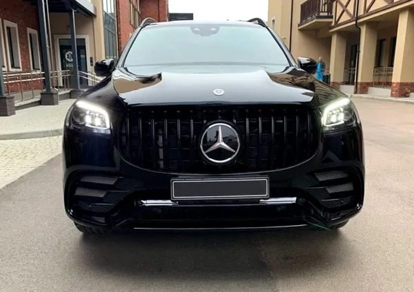 256 Mercedes-Benz GLS 63 AMG без водія або з водієм в Києві