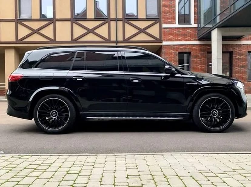 256 Mercedes-Benz GLS 63 AMG без водія або з водієм в Києві