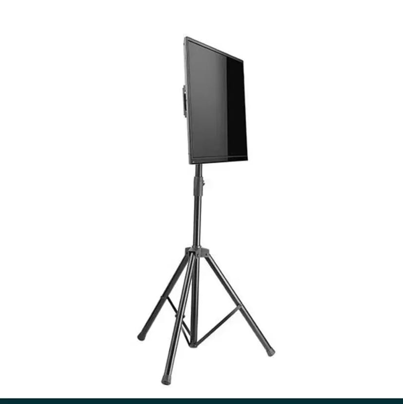 Телевизор 40"-60". Проектор, экран, микрофон, звук