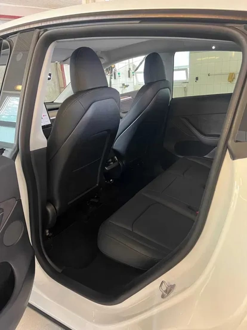 Тесла TESLA Model Y Long Range DUAL Motor авто машина