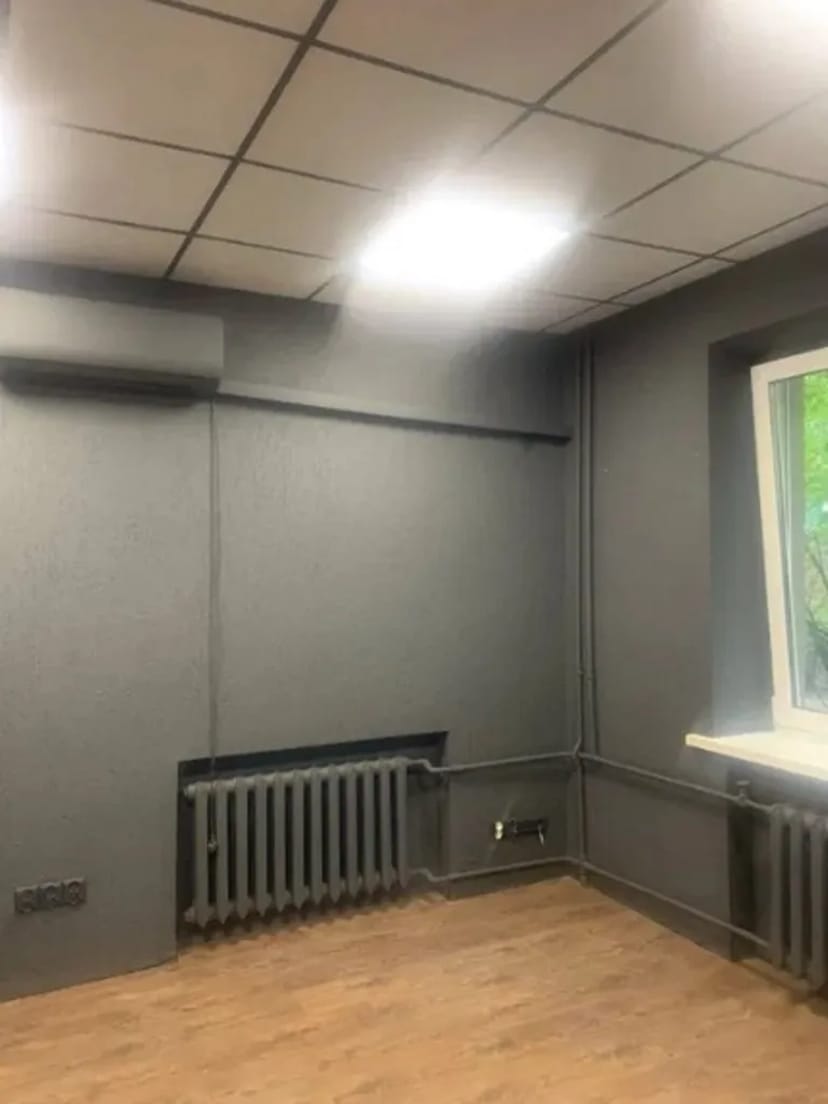 Офісне приміщення 44 м2 в Солом'янському районі