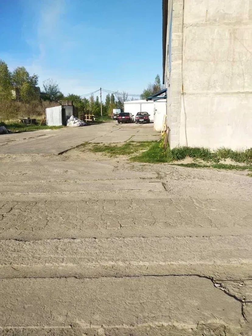Виробниче приміщення. Велика площа, зручний під'їзд 65 грн.