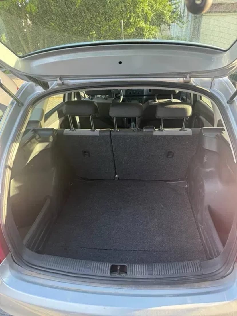 Авто Skoda Fabia 2011