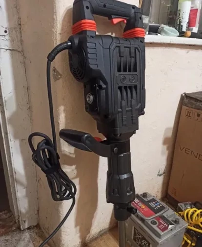 Відбійний молотк, перфоратор