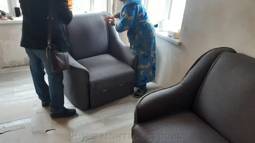 Ремонт диванів у Kyiv Darnitsa, Forest, Bereznyaki, Troeshchina, Obolon
