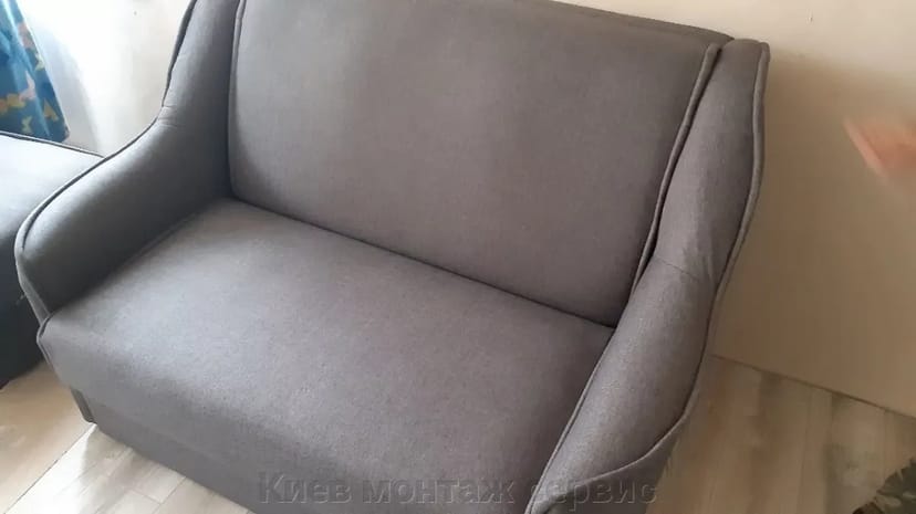 Ремонт диванів у Kyiv Darnitsa, Forest, Bereznyaki, Troeshchina, Obolon