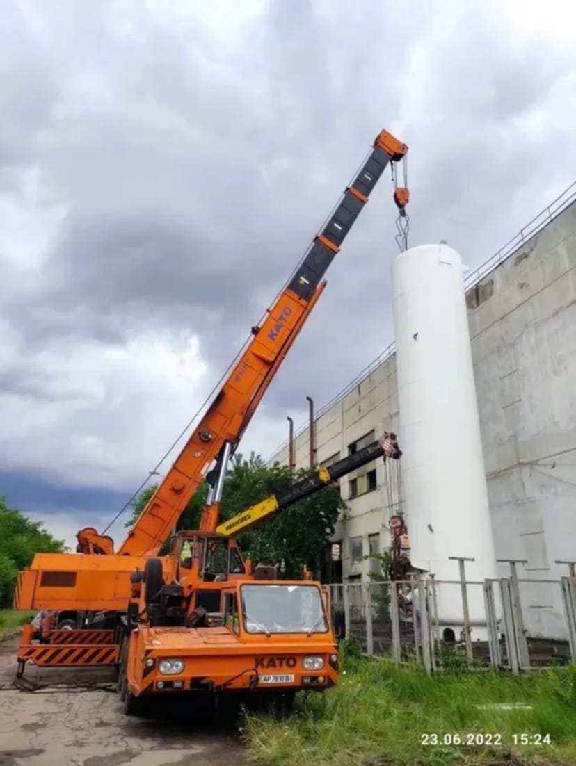 Важкий автокран 75т – Висота підйому до 60м