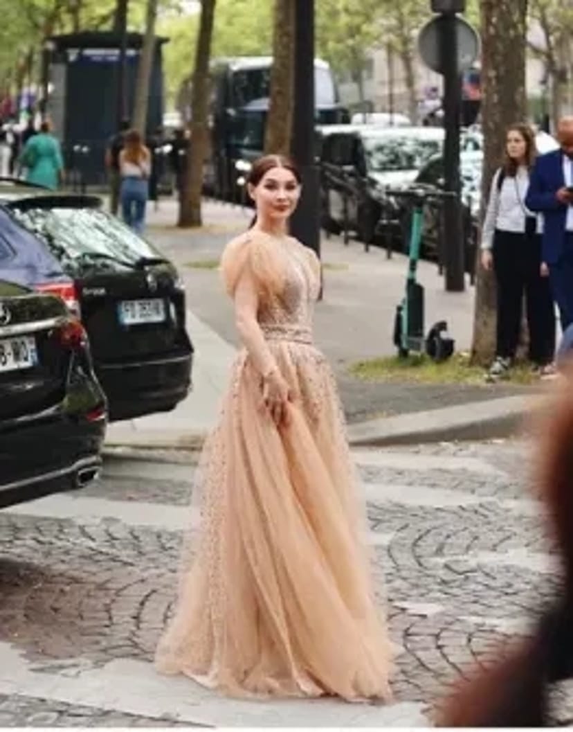 Сукня на святкові подіі