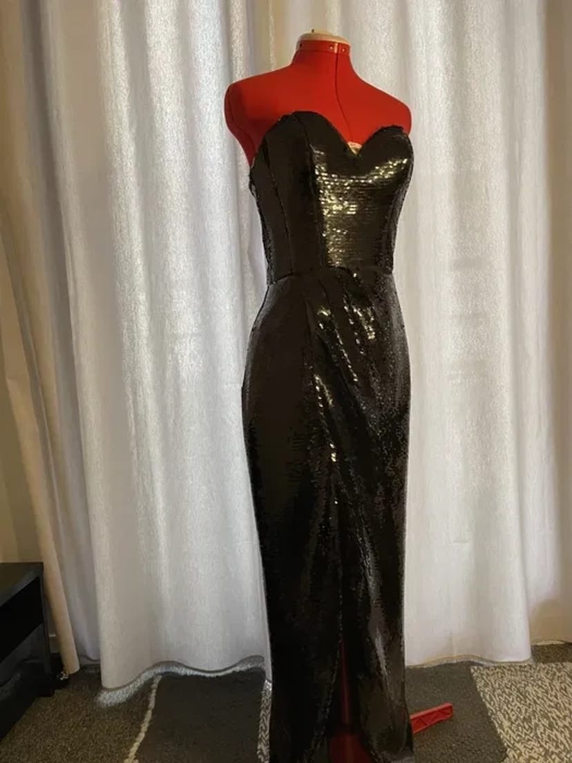 Сукня на святкові подіі