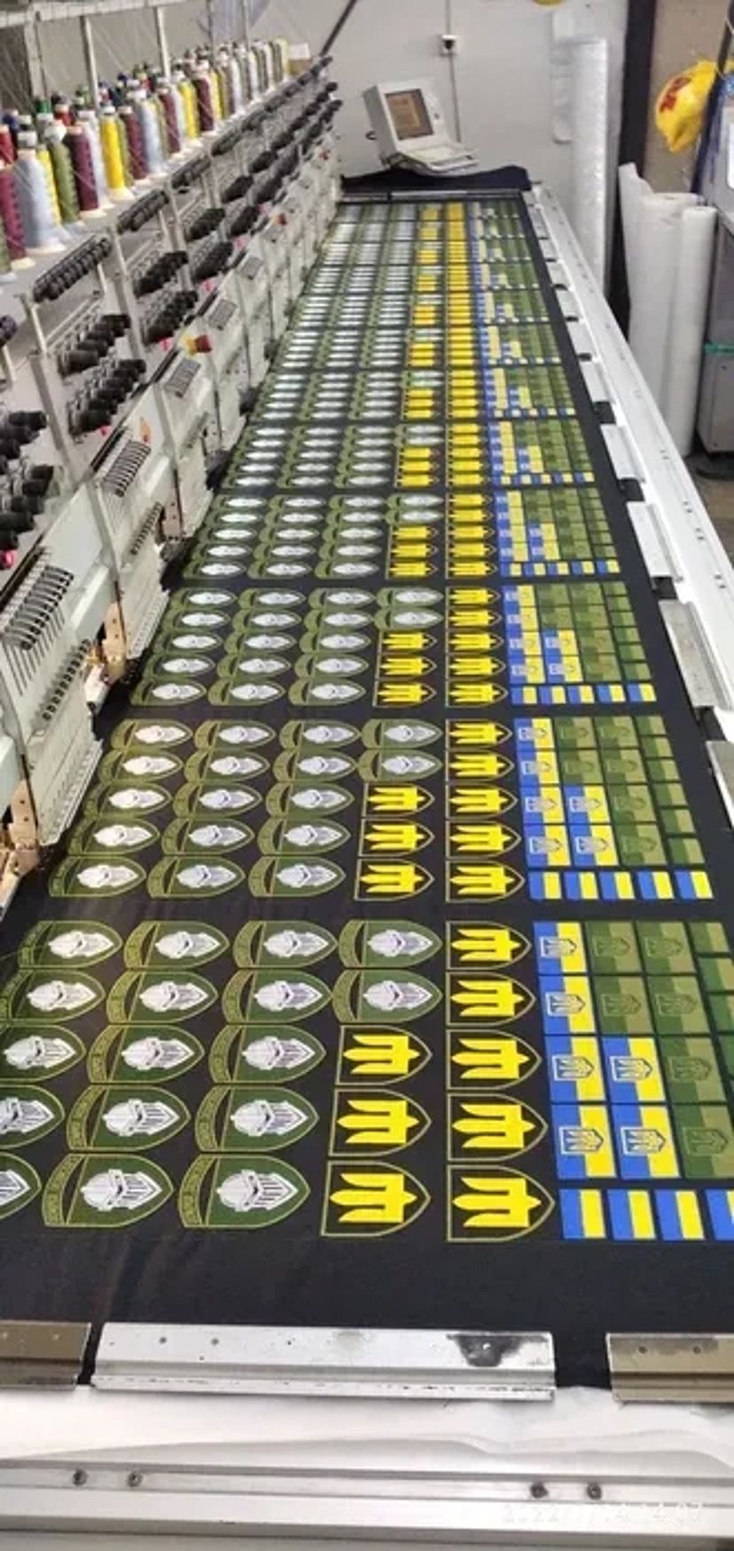 Послуги машинної вишивальної машинки. Вишивка на замовлення