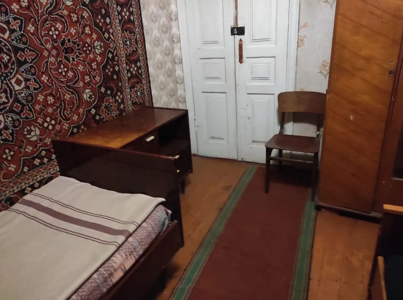 Лівий берег Здається кімната в районі Комінмет. для чоловіків