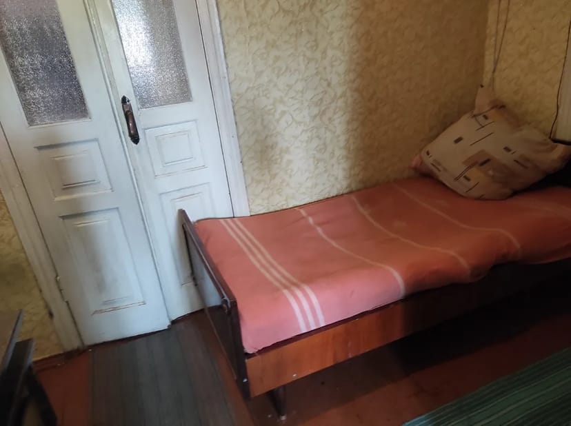 Лівий берег Здається кімната в районі Комінмет. для чоловіків