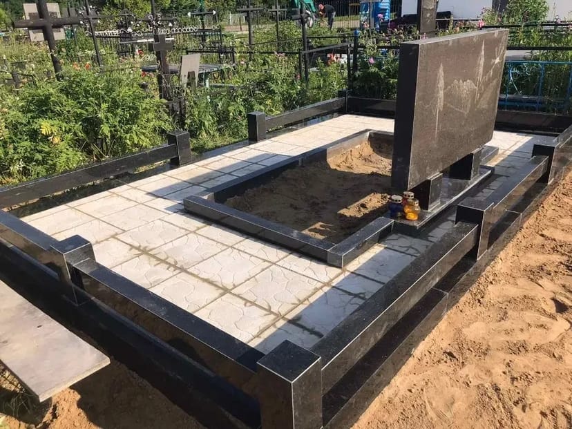 Пам'ятники з Граніту — Виготовлення та Встановлення (Власне Виробництво)