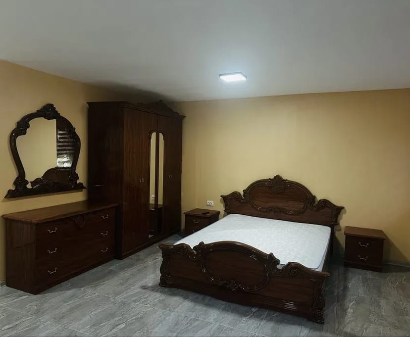 Житло подобово погодинно 2 кімнати 1 поверх квартира апартамент