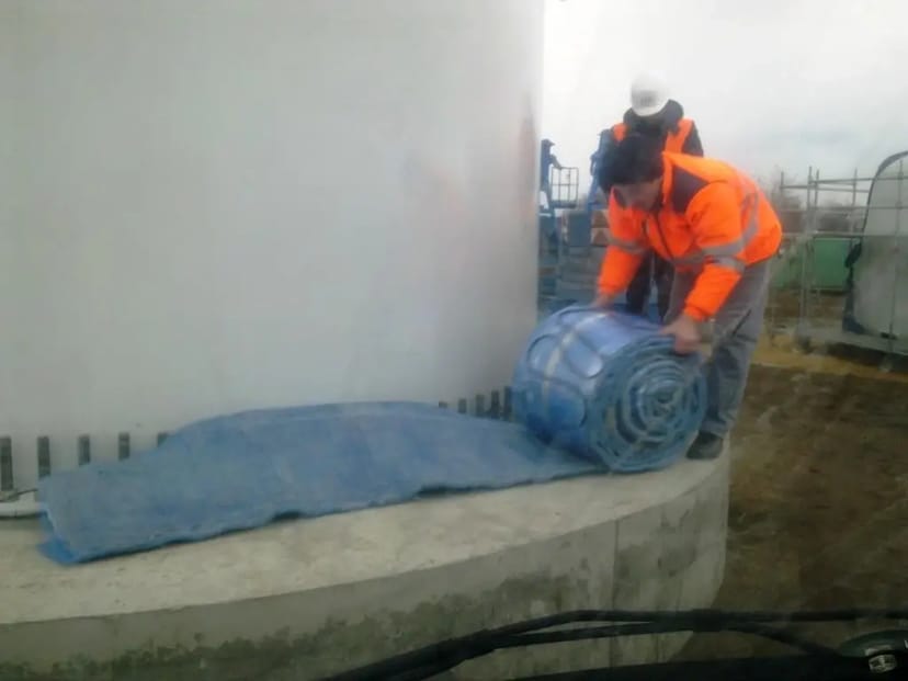 Підливка під обладнання спеціальних монтажних сумішей