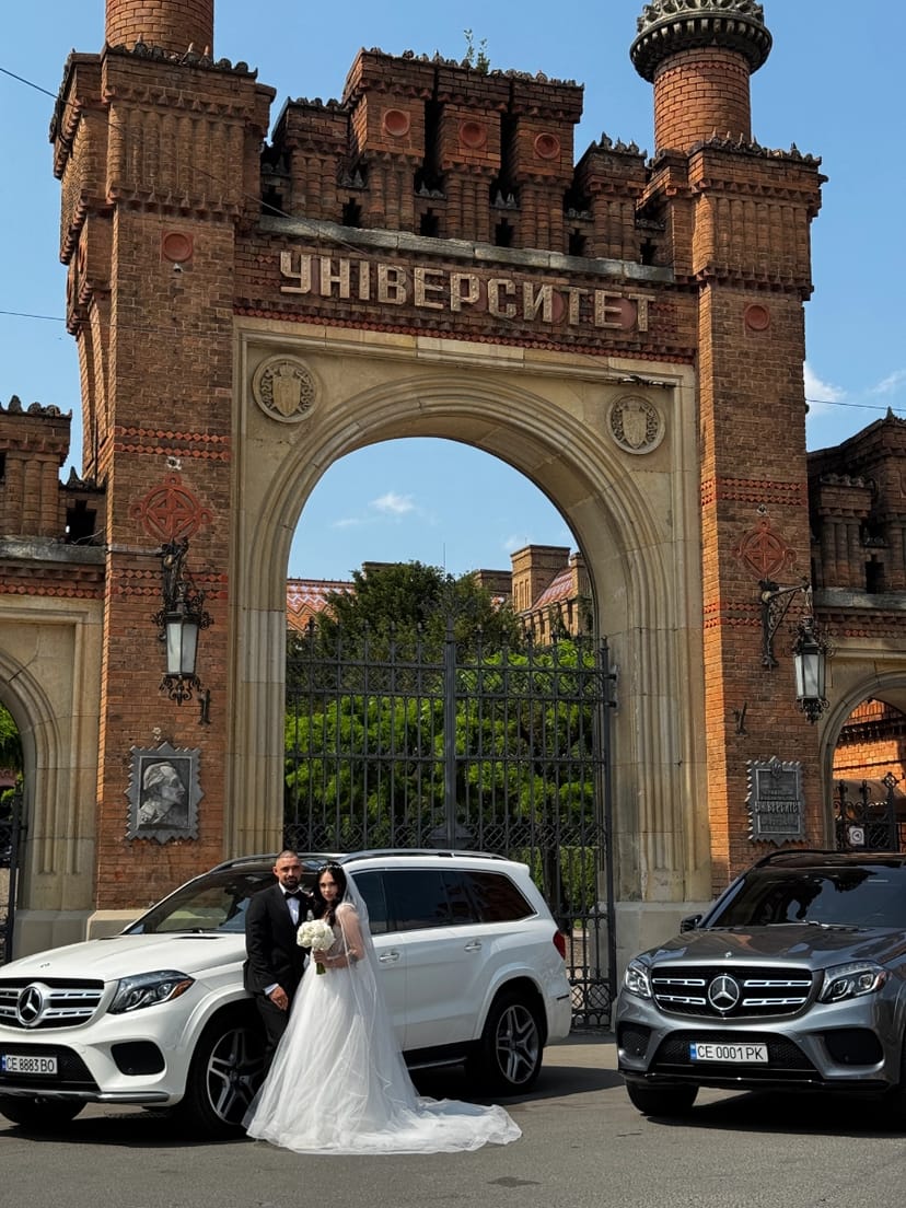 Авто з водієм на весілля. Royal Ride. Mercedes GLS