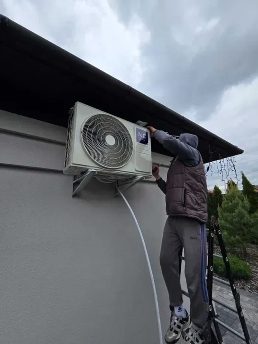 Монтаж кондиціонерів, прокладання фреонових трас професійно та швидко