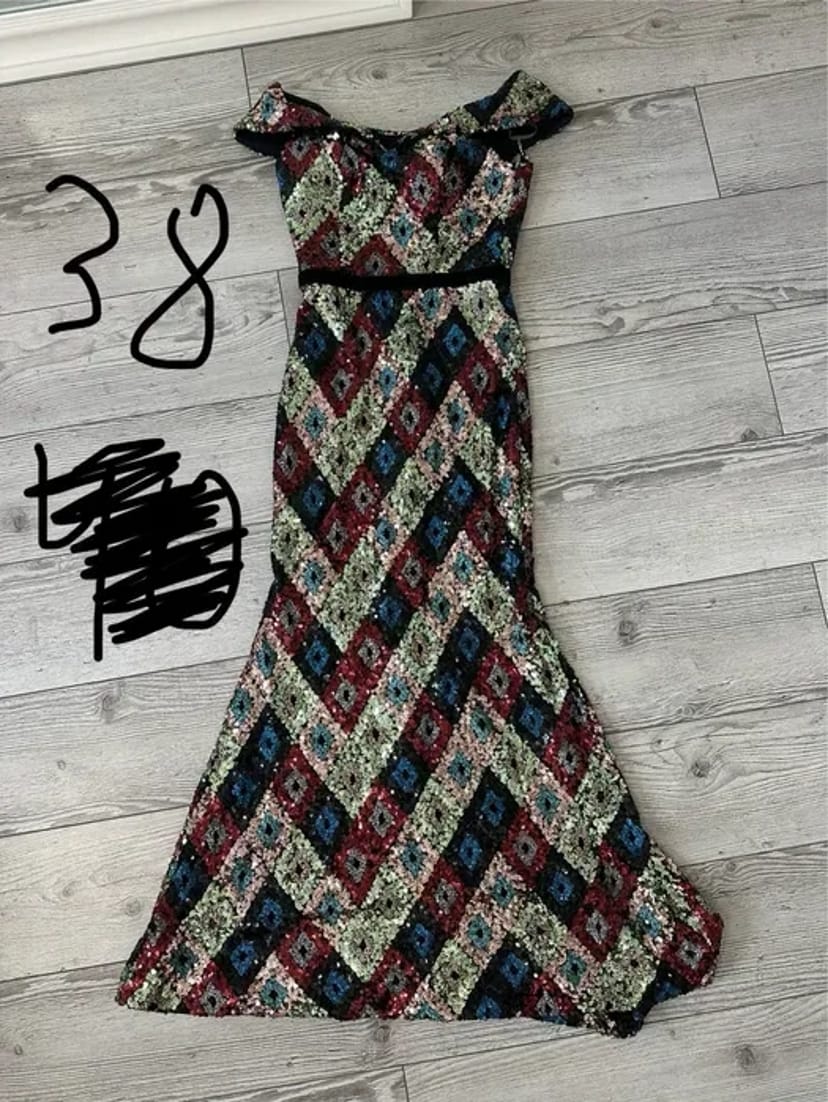 Вечірні сукні