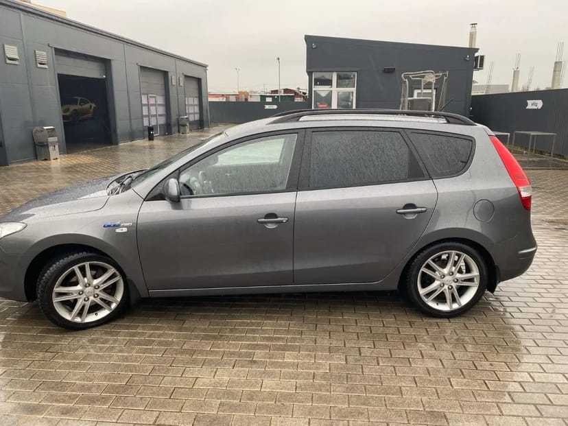Авто Hyundai 2009 року