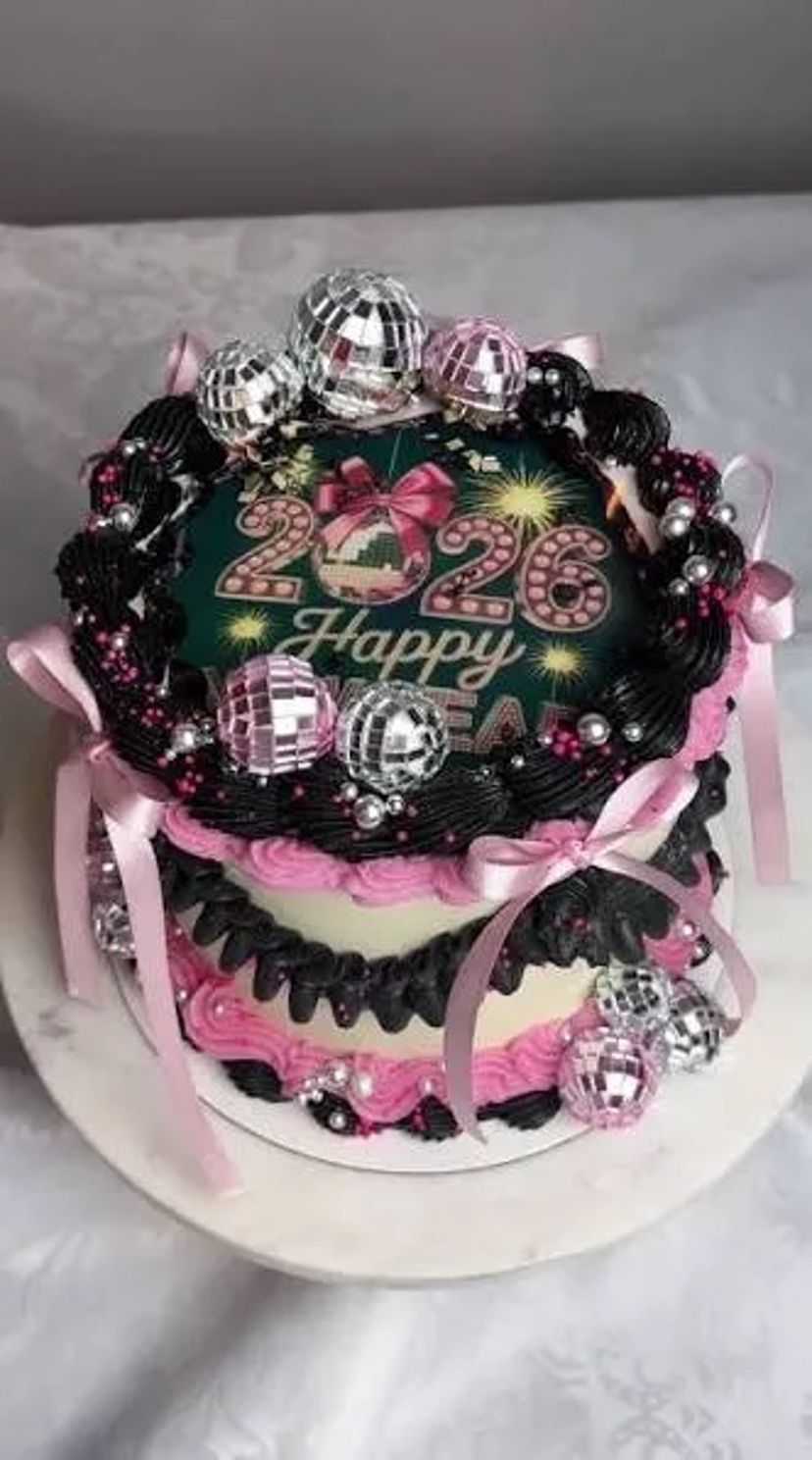 Десерти та випічка на замовлення, бісквітні, медові, пісочні