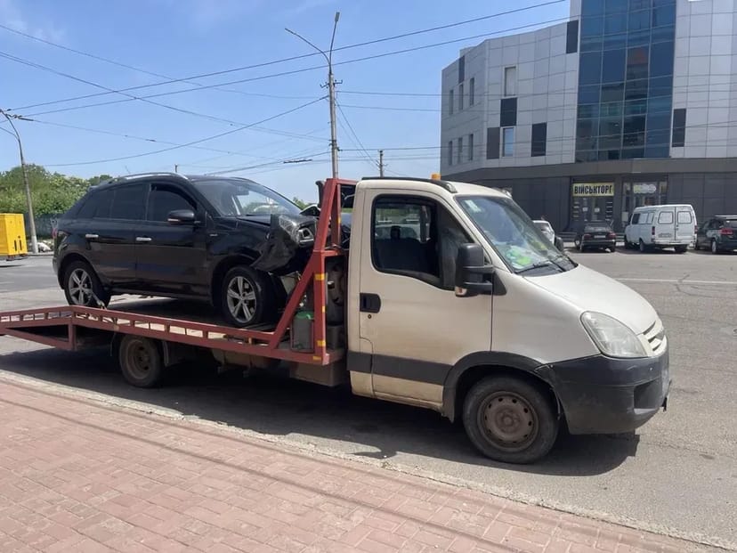 Евакуатор від 800 грн. Кривий Ріг, вантажопідйомність 5 т, платформа 6 м.