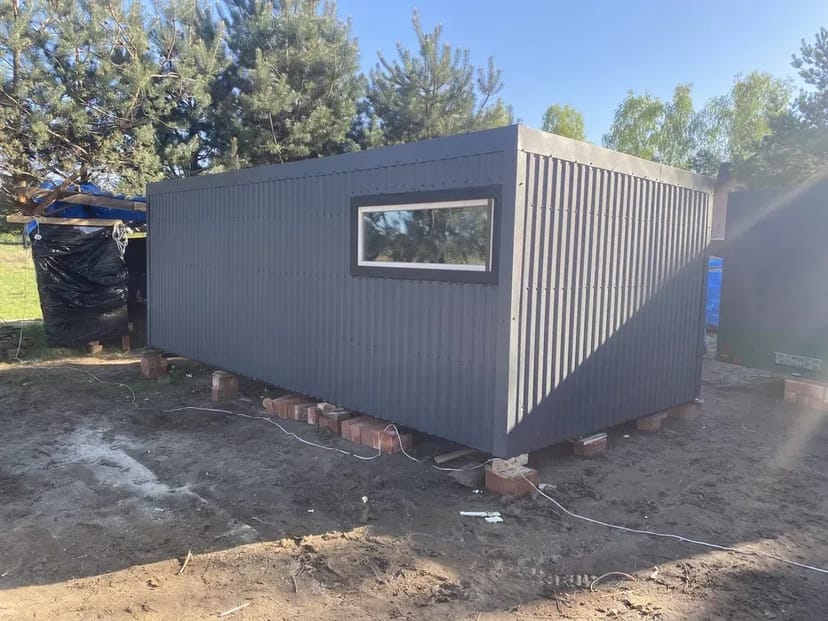 Вагончик битовка дачний домік дім хатка побутивка