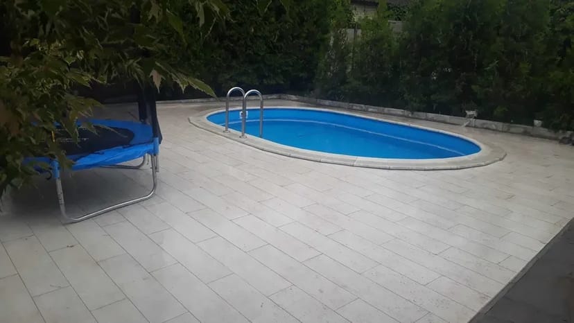 Будівництво басейнів в Україні. Обладнання для басейнів. Хімія.