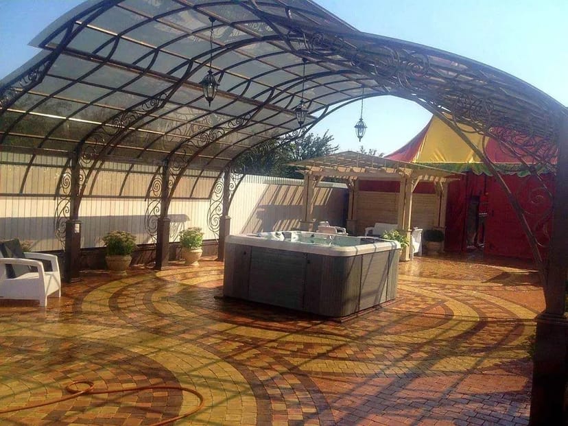 Будівництво басейнів в Україні. Обладнання для басейнів. Хімія.