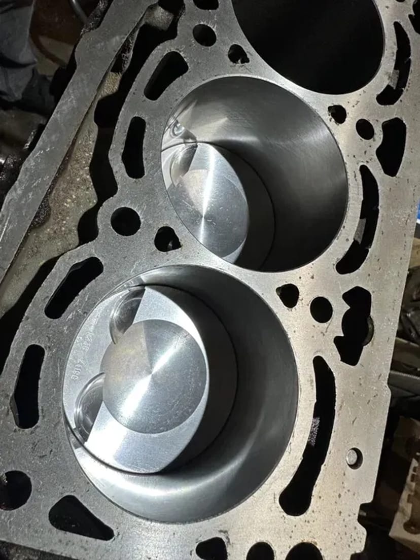 Ремонт мотора Audi Q5 2.0 TSI: гарантія та якість.