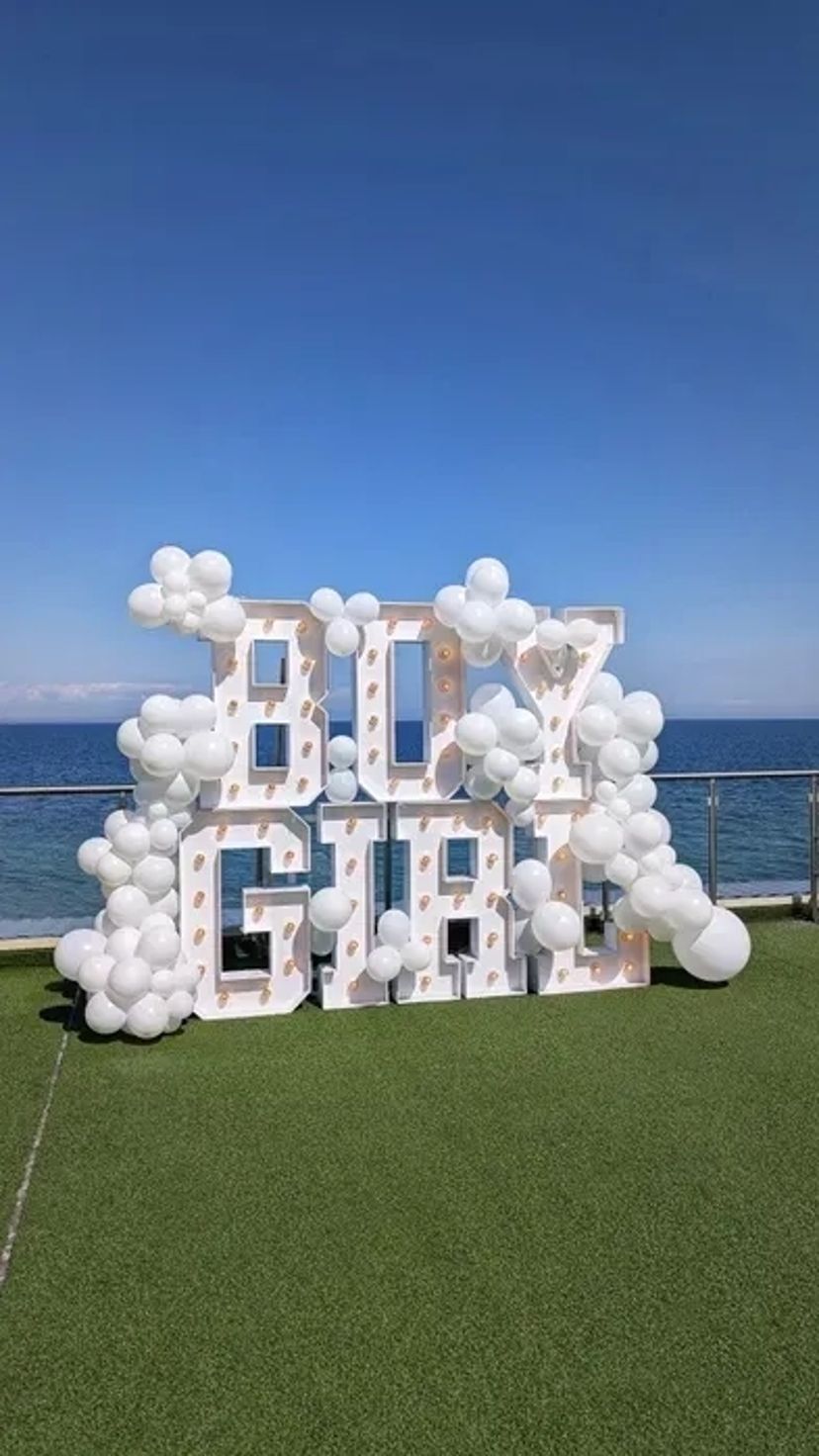 Літери для ґендер паті baby, ведуча, Фотозона, букви, дим, салют, кульки